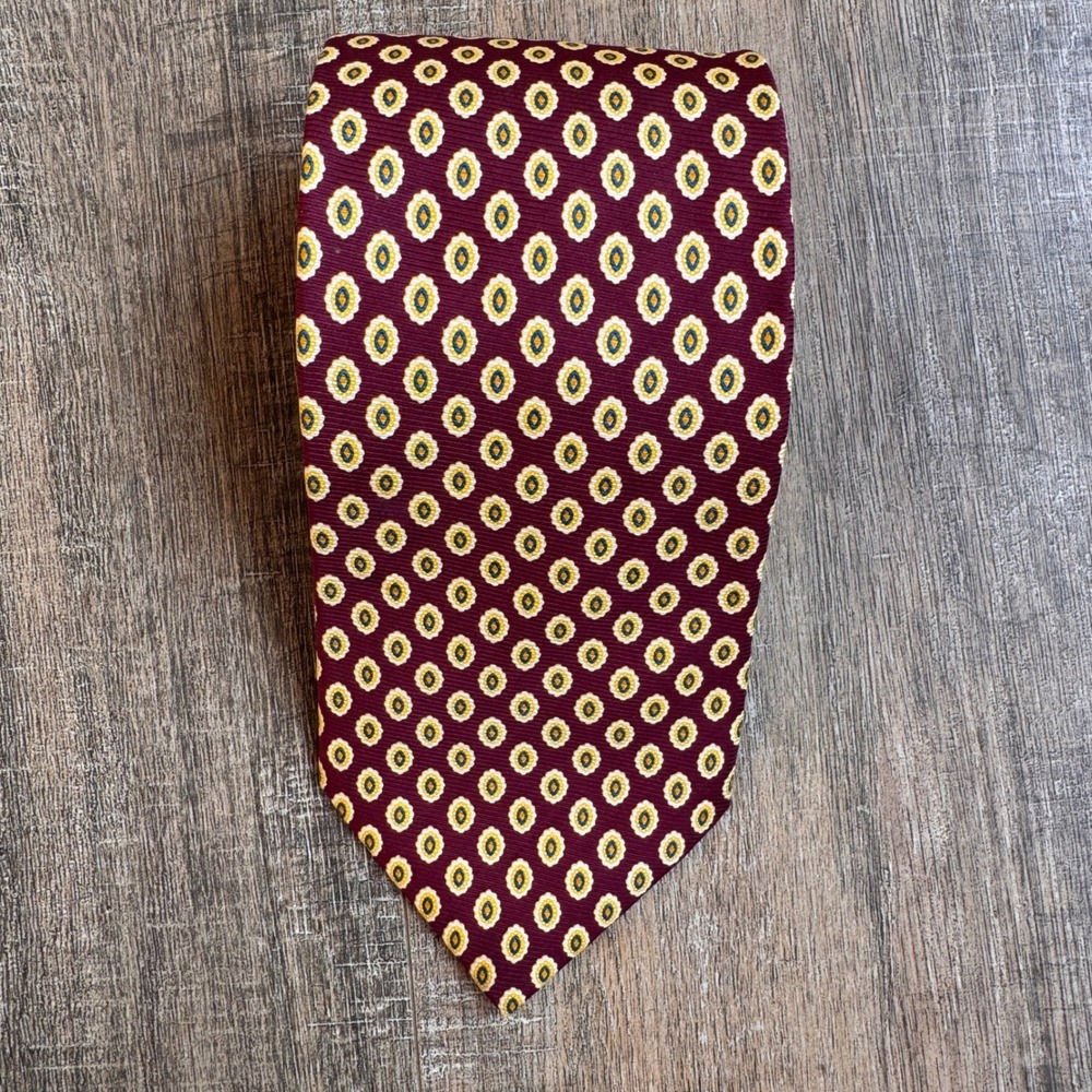 Brooks Brothers Makers Burgundy Gold Silk Geometric Medallion Tie Made in USA